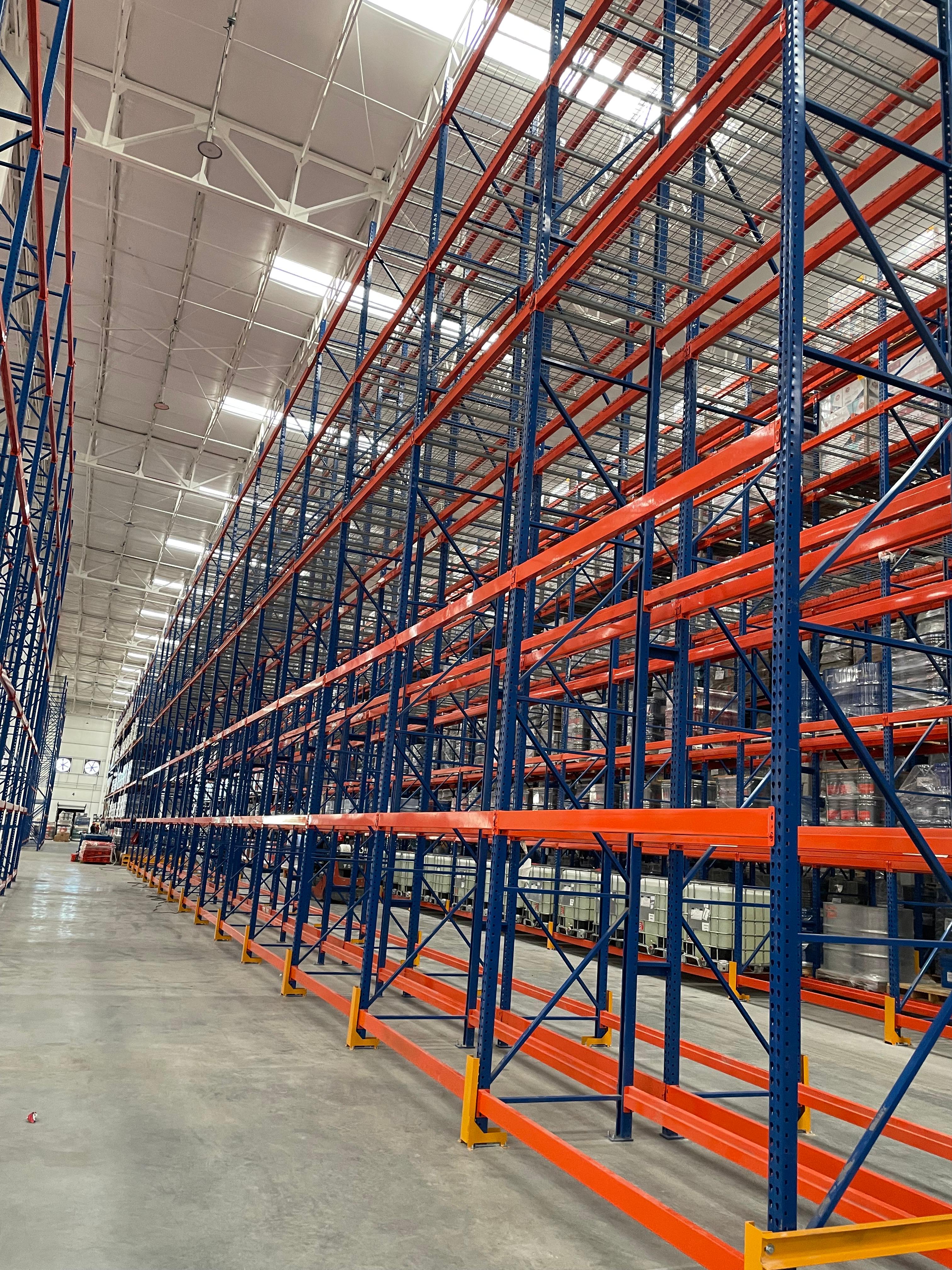 Kirby Racks — Almacenamiento industrial